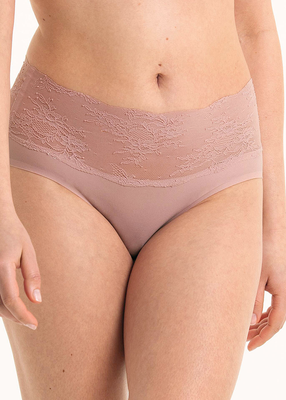 Anita Slip ESSENTIAL LACE High Waist rosa aus Multistretch mit floraler Spitze