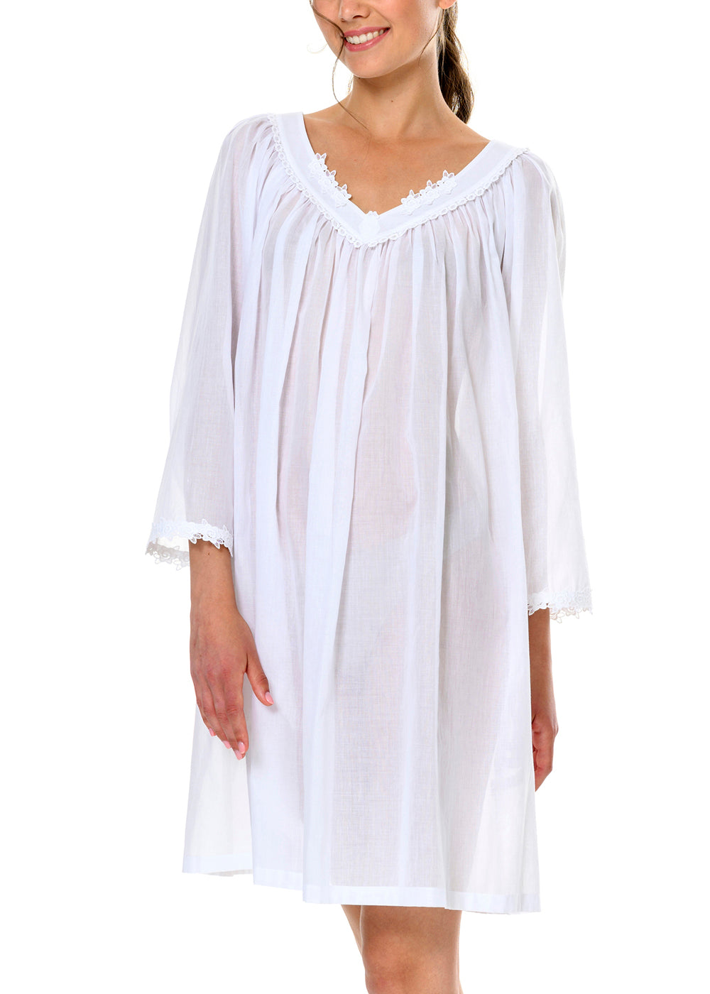 Celestine kurzes Nachthemd VANESSA weiß Blüten- und Blätterspitze langarm