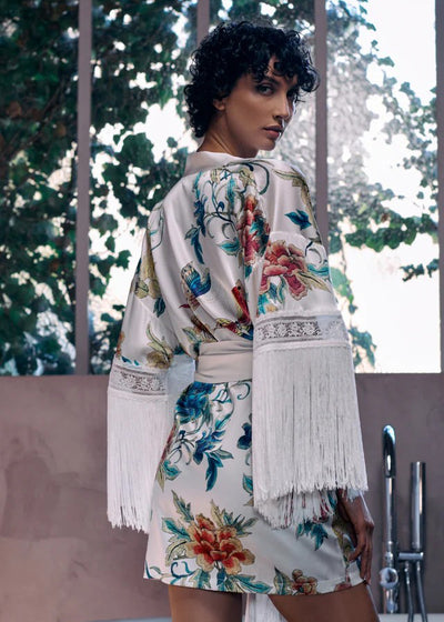 Marjolaine kurzer Mantel BEVERLY champagner Seidenmix Fransen Spitze Blumenmuster