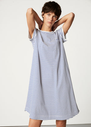 Pluto Nachthemd FAE blau weiß gestreift kurzarm Rundhalsausschnitt knielang