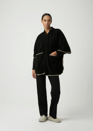Pluto Poncho QZENZA schwarz mit kontrastierender Stickerei