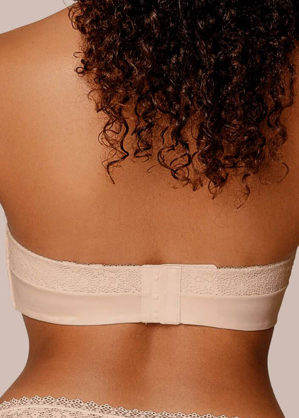 Royal Lounge trägerloser BH ROYAL JOY hautfarben nahtlos ohne Bügel breit mit Spitze
