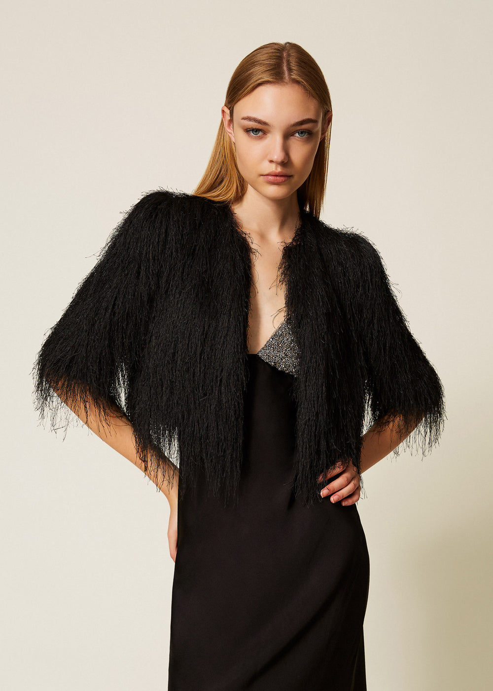 TWIN-SET Cropped Jacke FRANGE schwarz mit Fransen kurze Ärmel