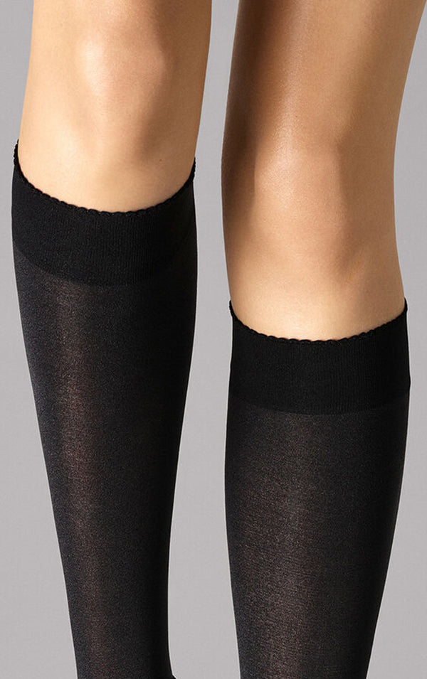 Wolford Kniestrümpfe VELVET DE LUXE in schwarz 50 DEN